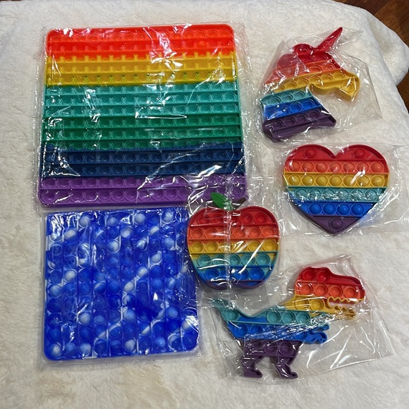 Pop fidget toys lot of 6 new in bag anti stress anxiety stocking stuffers - Picture 2 of 6